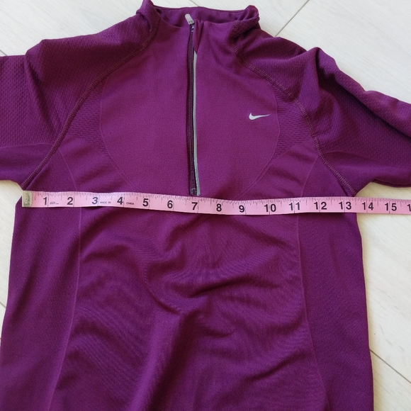 Nike Fit 1/2 Zip Running Top - Picture 9 of 11